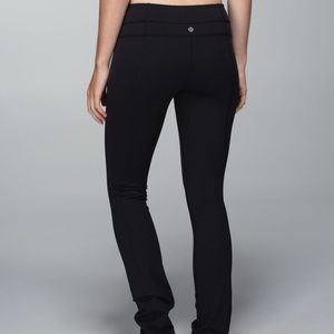Lululemon Skinny Groove Pant Reversible Black/Red
